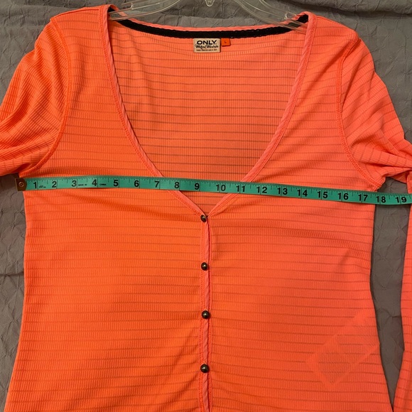 2 for $15 💥 ONLY Long Sleeve Cropped Sweater - Picture 6 of 9